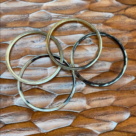 Lot of 4 Water Buffalo horn bracelets. Handmade. - Picture 2 of 5